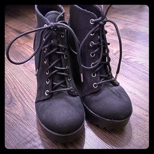 H&M Chunky Heeled Boots